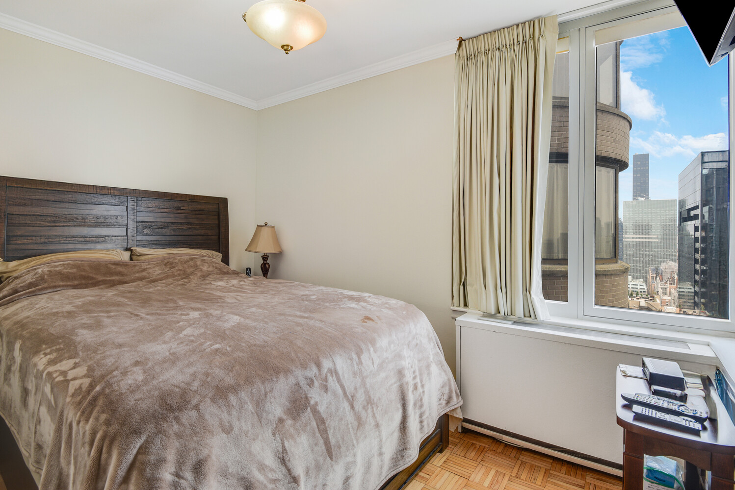 330 East 38th Street Murray Hill New York NY 10016