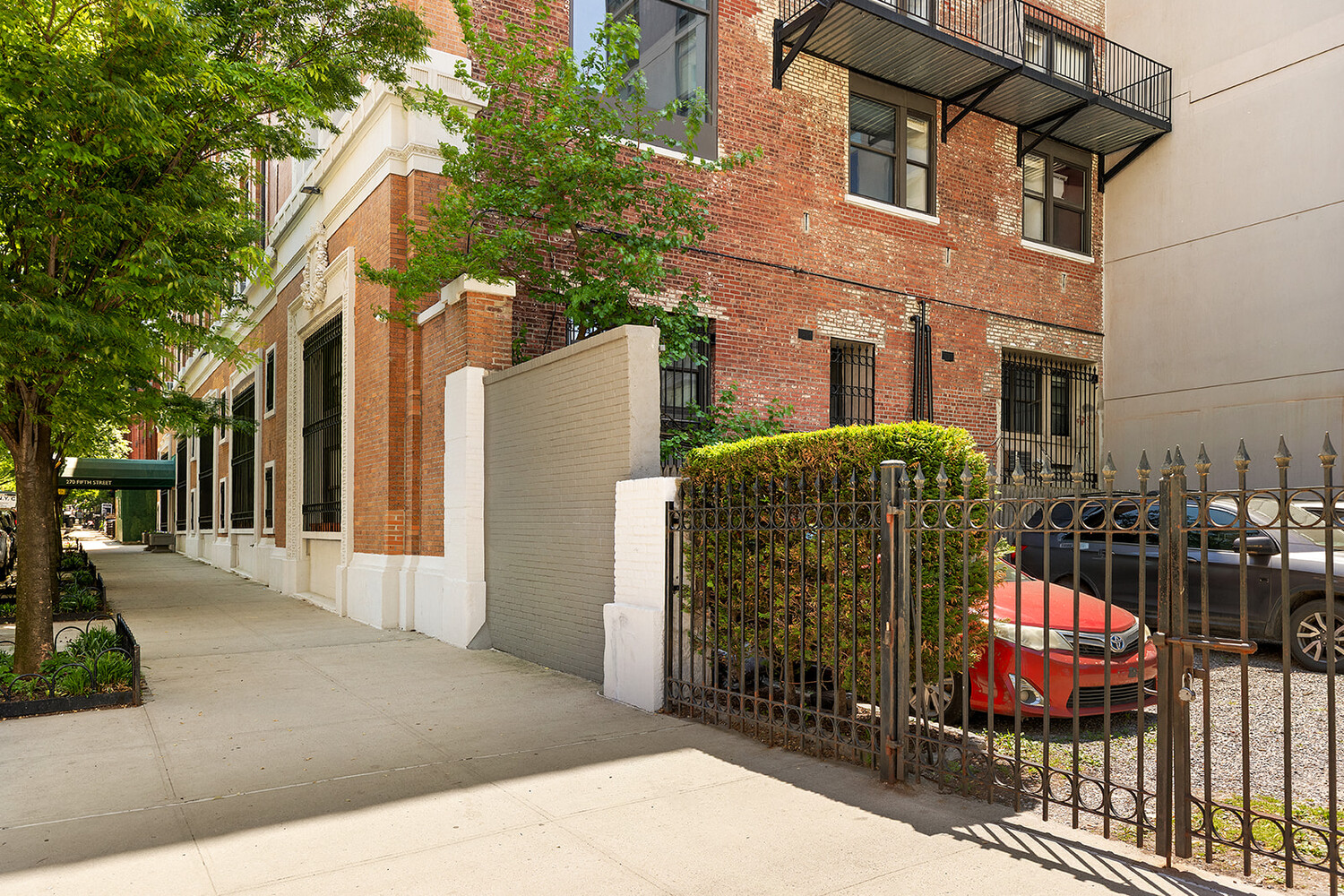 270 5th Street 4B Park Slope Brooklyn NY 11215
