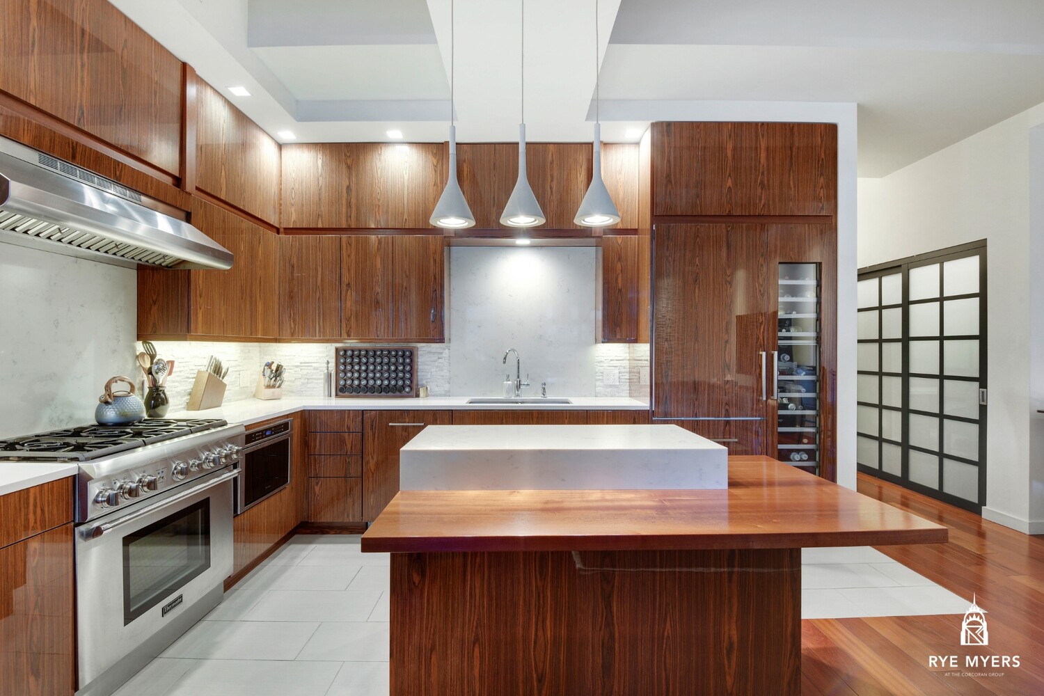 529 West 42nd Street 5R Clinton New York NY 10036