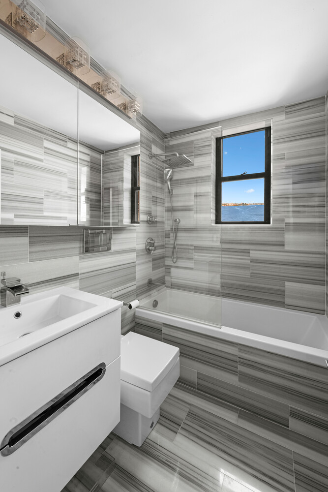 377 Rector Place Battery Park City New York NY 10280