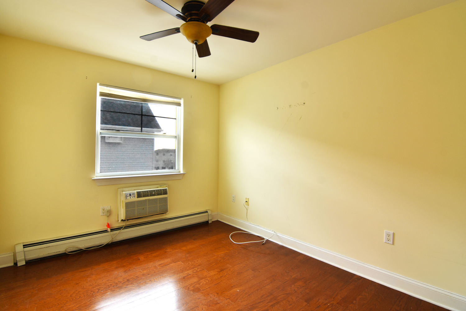 87 Horizon Court Clason Point Bronx NY 10473