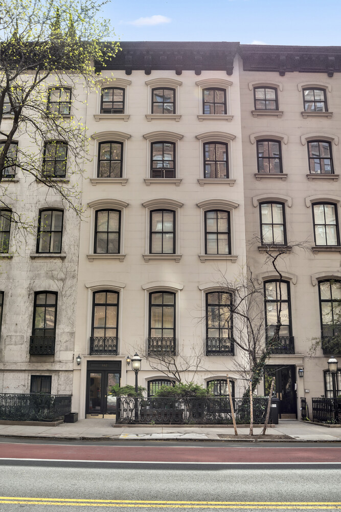 442 West 23rd Street E Chelsea New York NY 10011