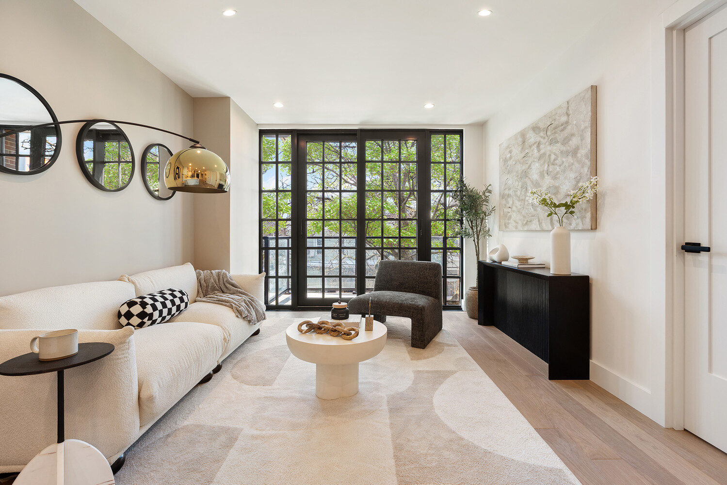 25-23 Newtown Avenue 2D Astoria Queens NY 11102