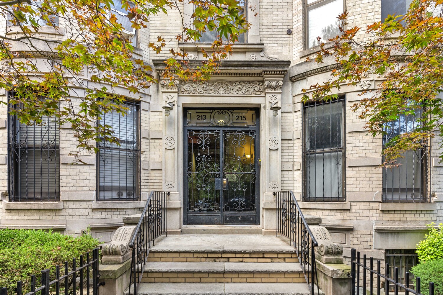 213 Eastern Parkway Crown Heights Brooklyn NY 11238