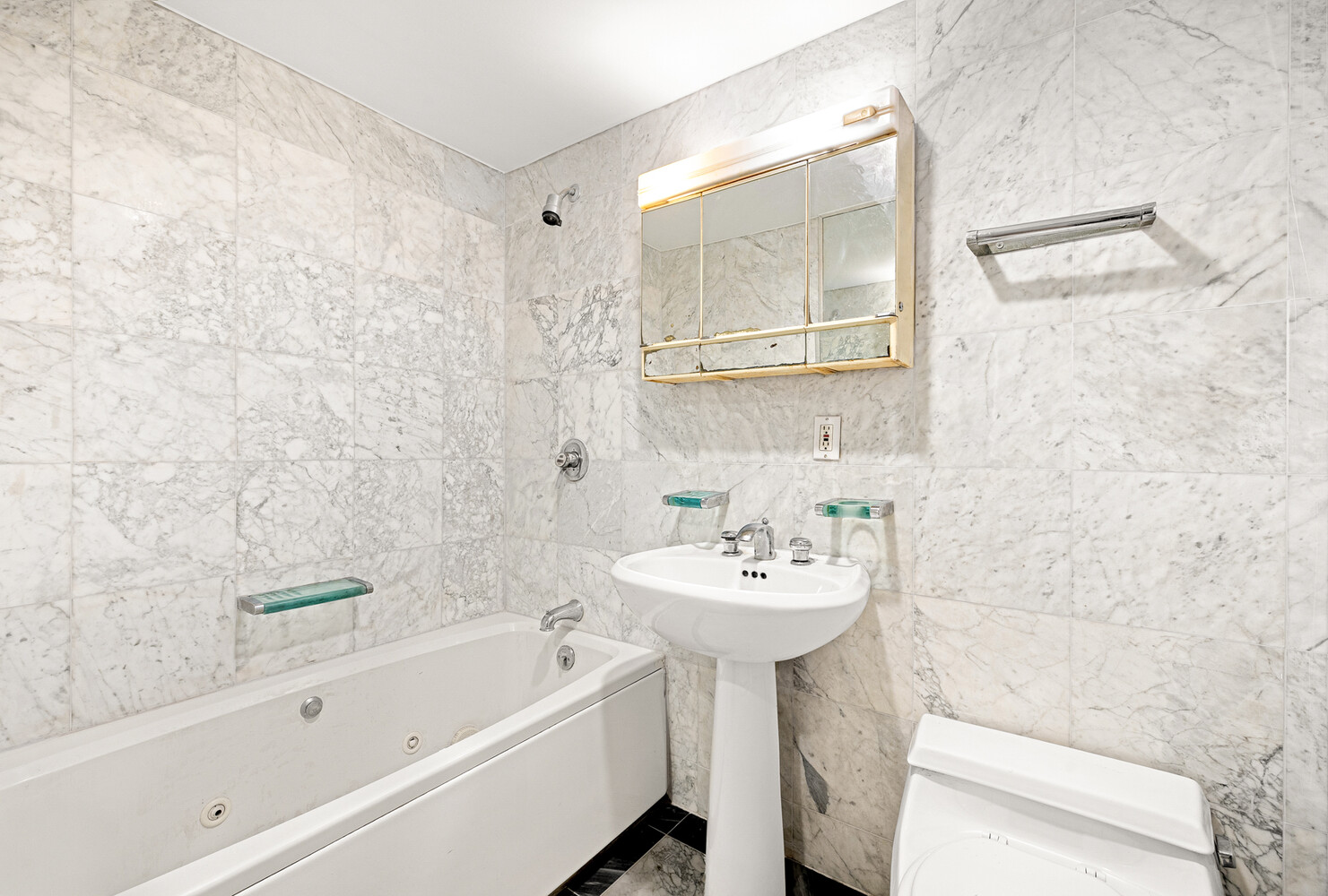 161 West 16th Street 6G Chelsea New York NY 10011