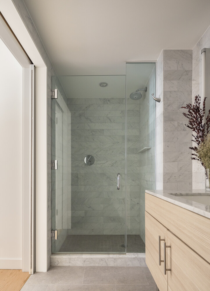 234 East 46th Street 801 Turtle Bay New York NY 10017