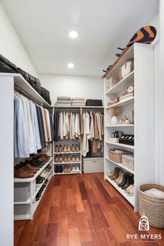 529 West 42nd Street 5R Clinton New York NY 10036