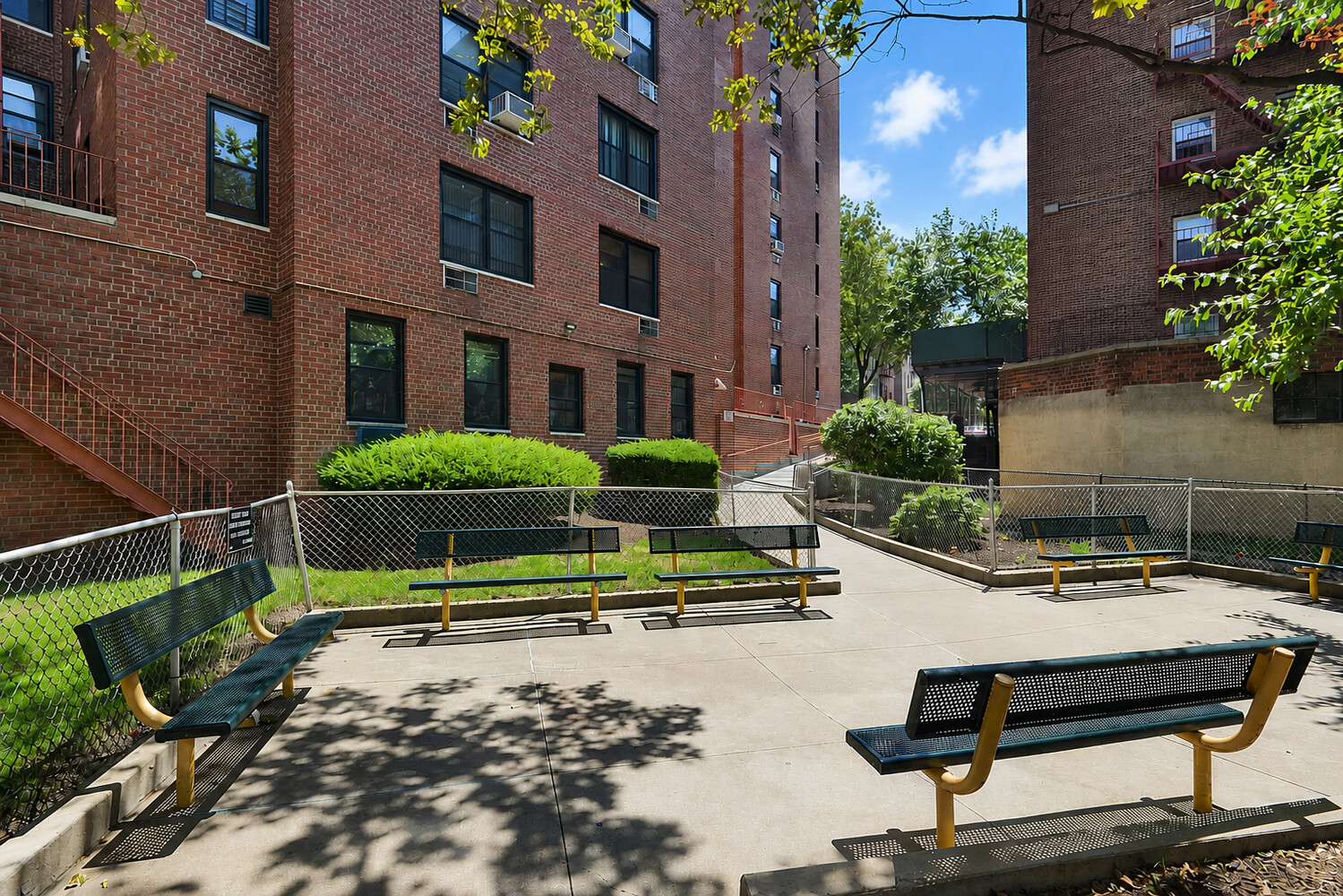 139-15 83rd Avenue 404 Briarwood Queens NY 11435