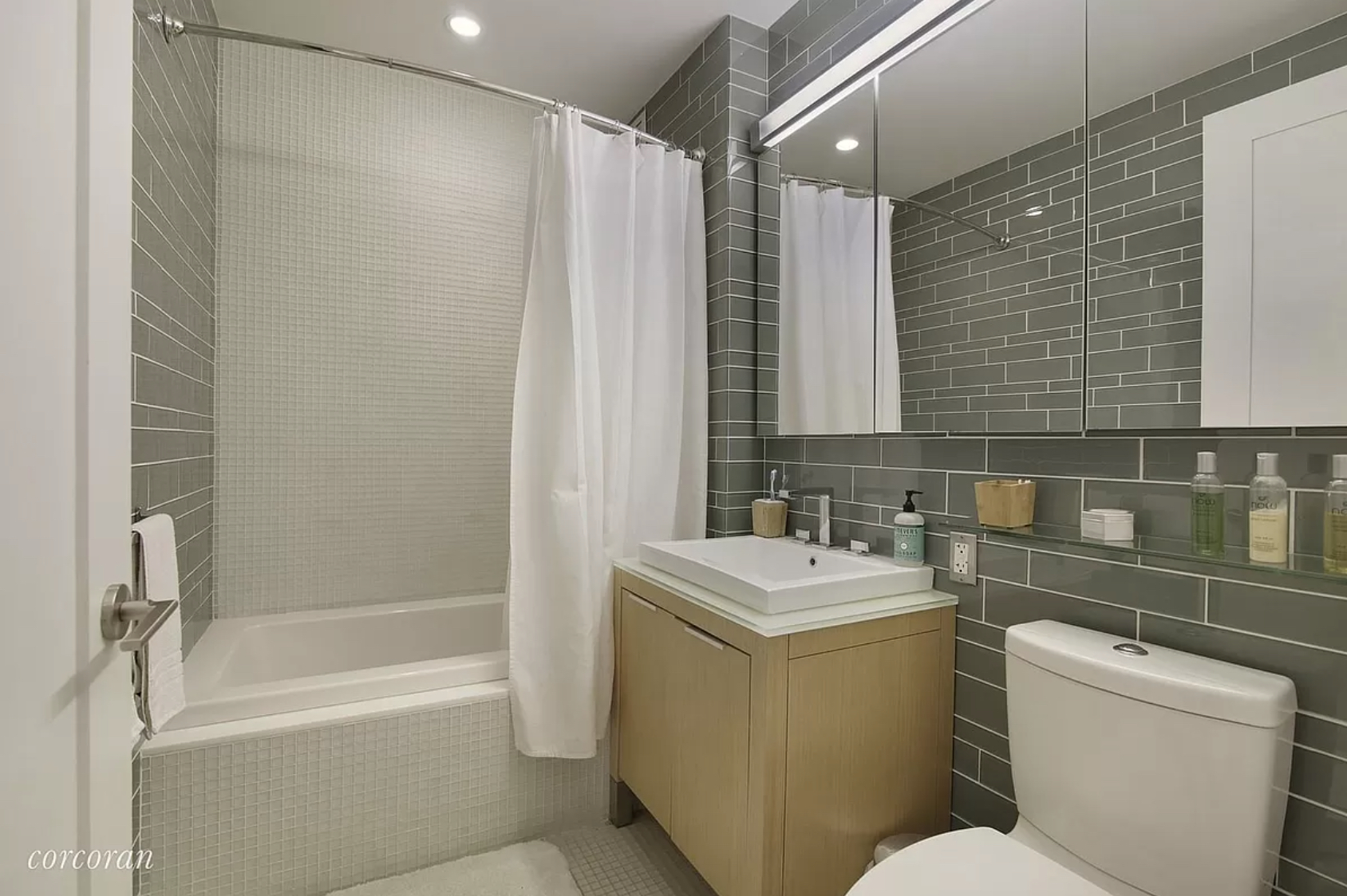 22 North 6th Street, #6N