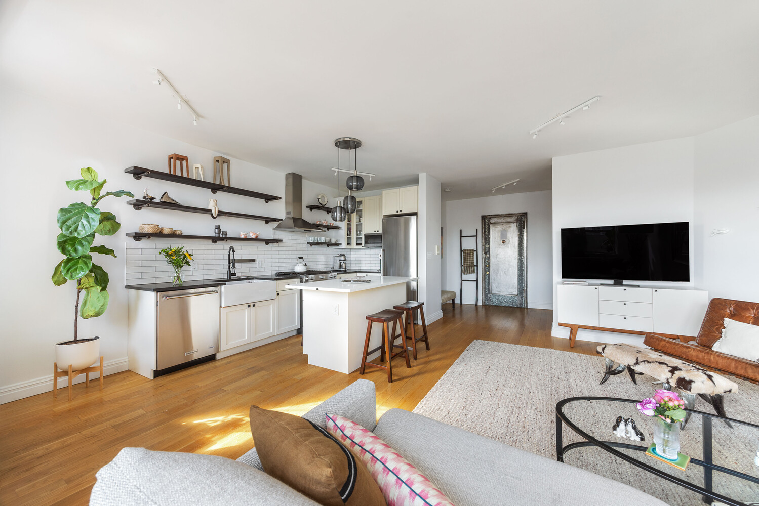 35-21 79th Street 6K Jackson Heights Queens NY 11372