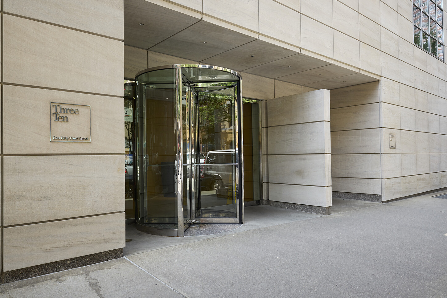 310 East 53rd Street 2/3D Turtle Bay New York NY 10022
