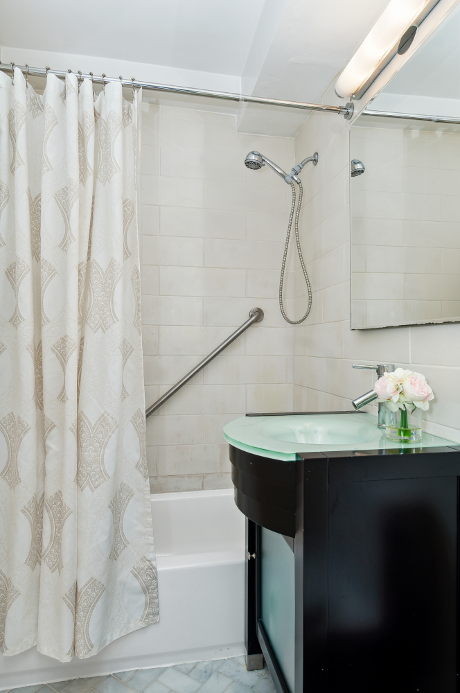 233 East 70th Street Upper East Side New York NY 10021