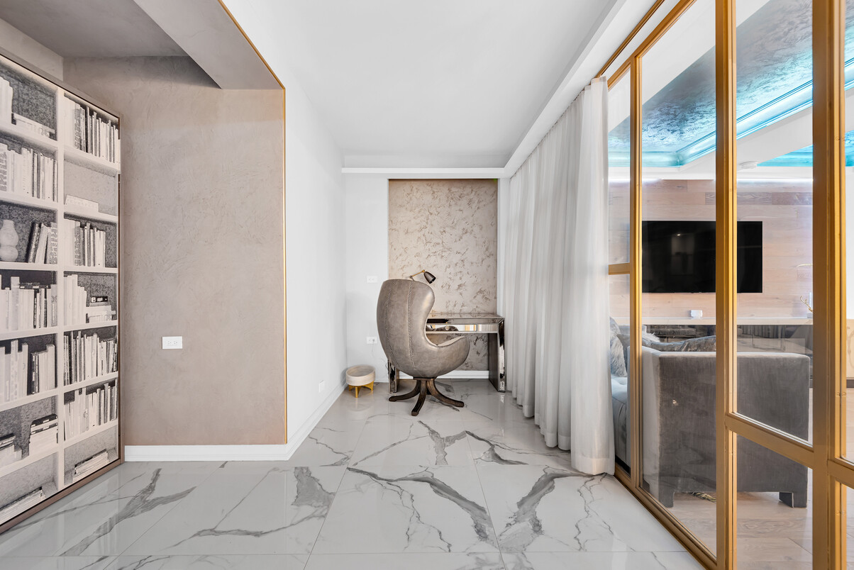 340 West 57th Street Clinton New York NY 10019