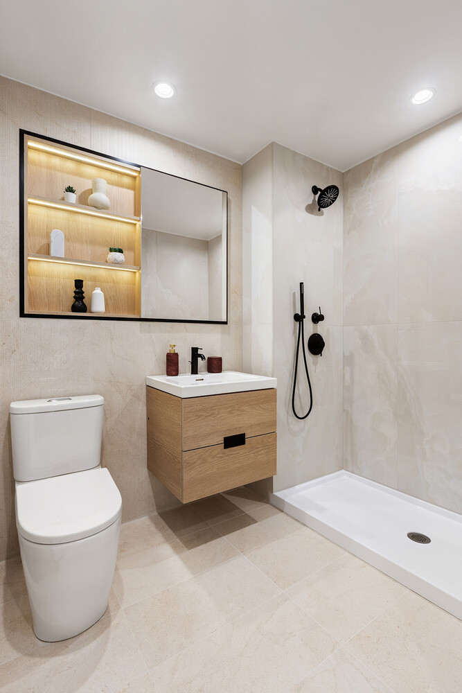 25-23 Newtown Avenue 3D Astoria Queens NY 11102