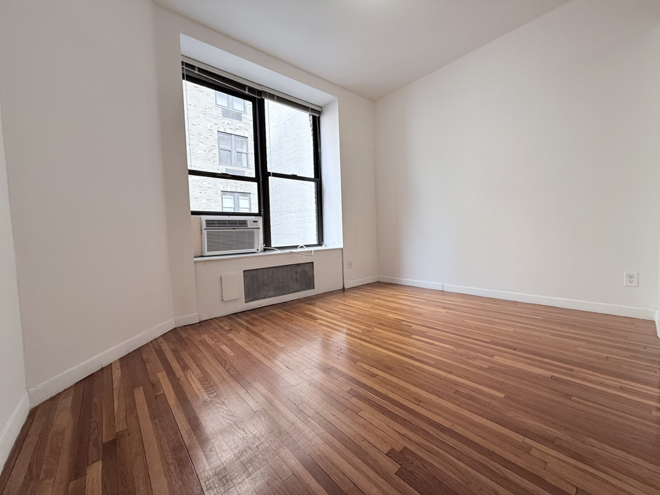 117 West 58th Street 4H Midtown West New York NY 10019