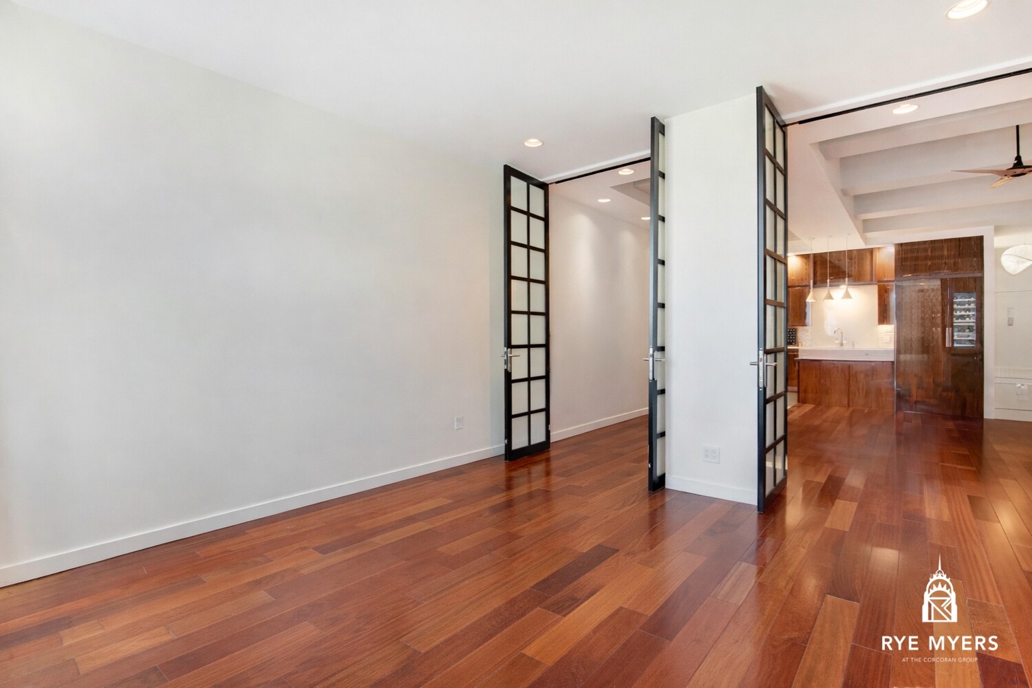 529 West 42nd Street 5R Clinton New York NY 10036