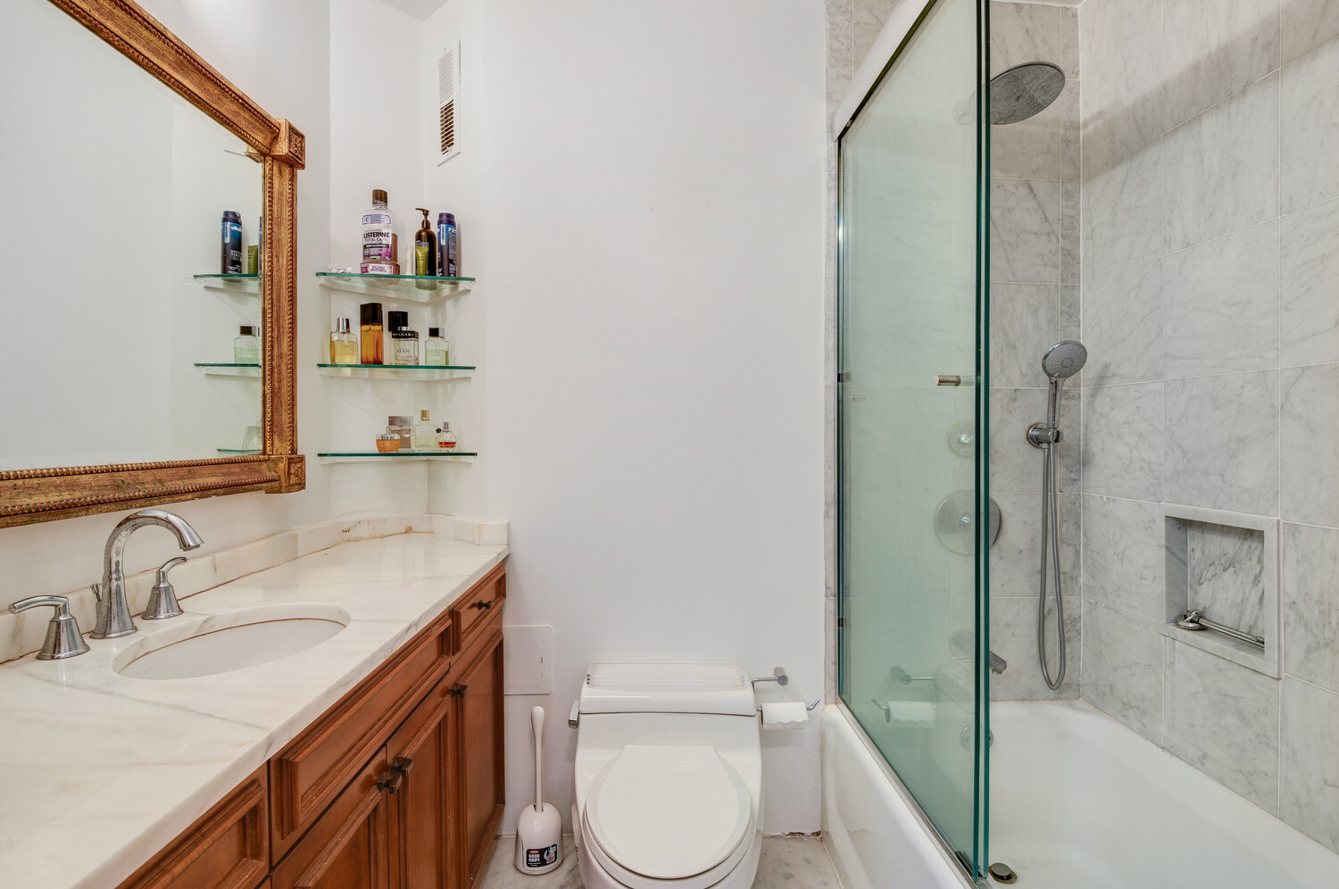 330 East 38th Street Murray Hill New York NY 10016