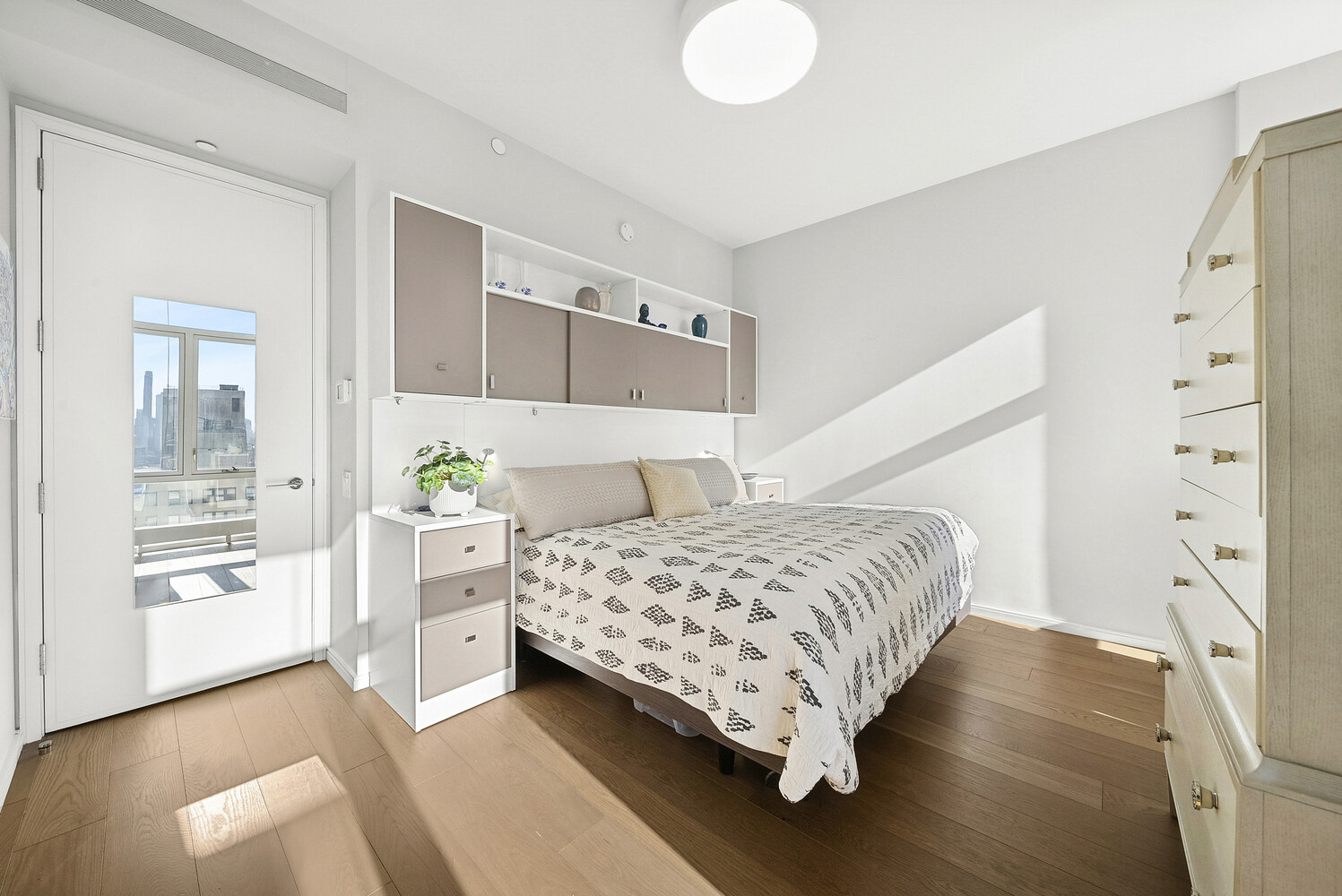 5 Beekman Street 24C Seaport District New York NY 10038