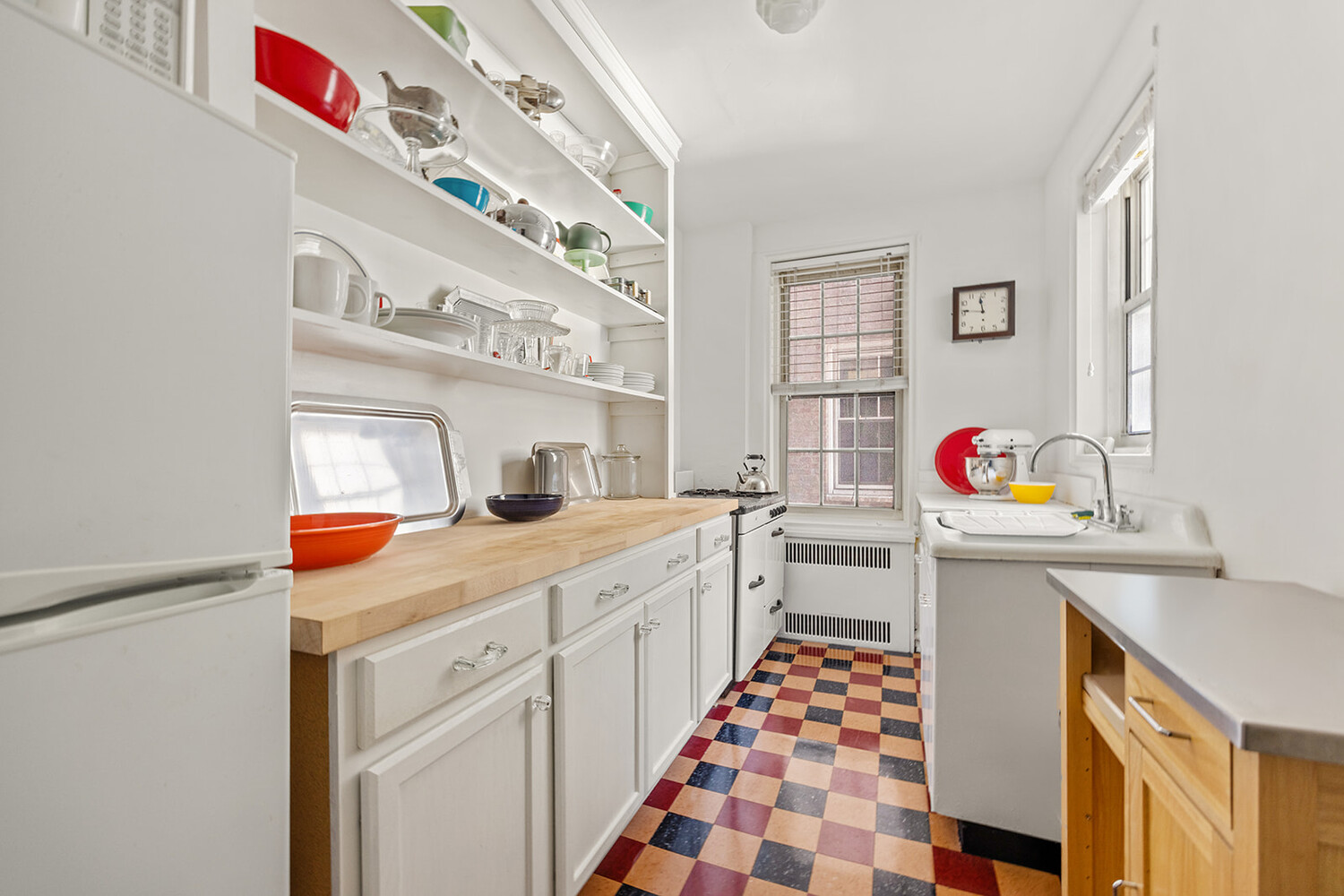 360 Clinton Avenue 1R Clinton Hill Brooklyn NY 11205