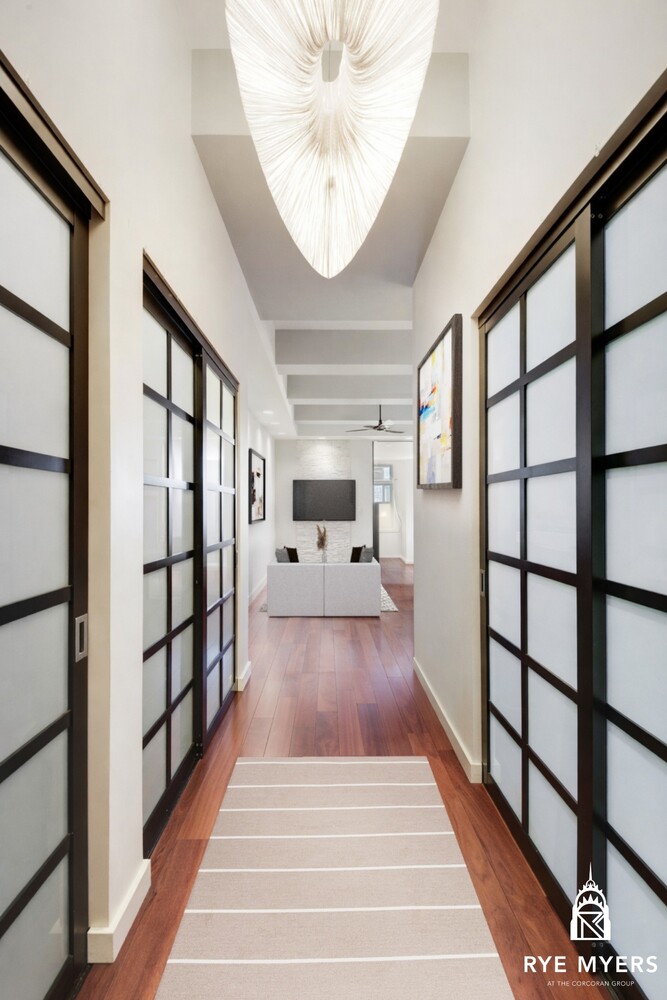 529 West 42nd Street 5R Clinton New York NY 10036