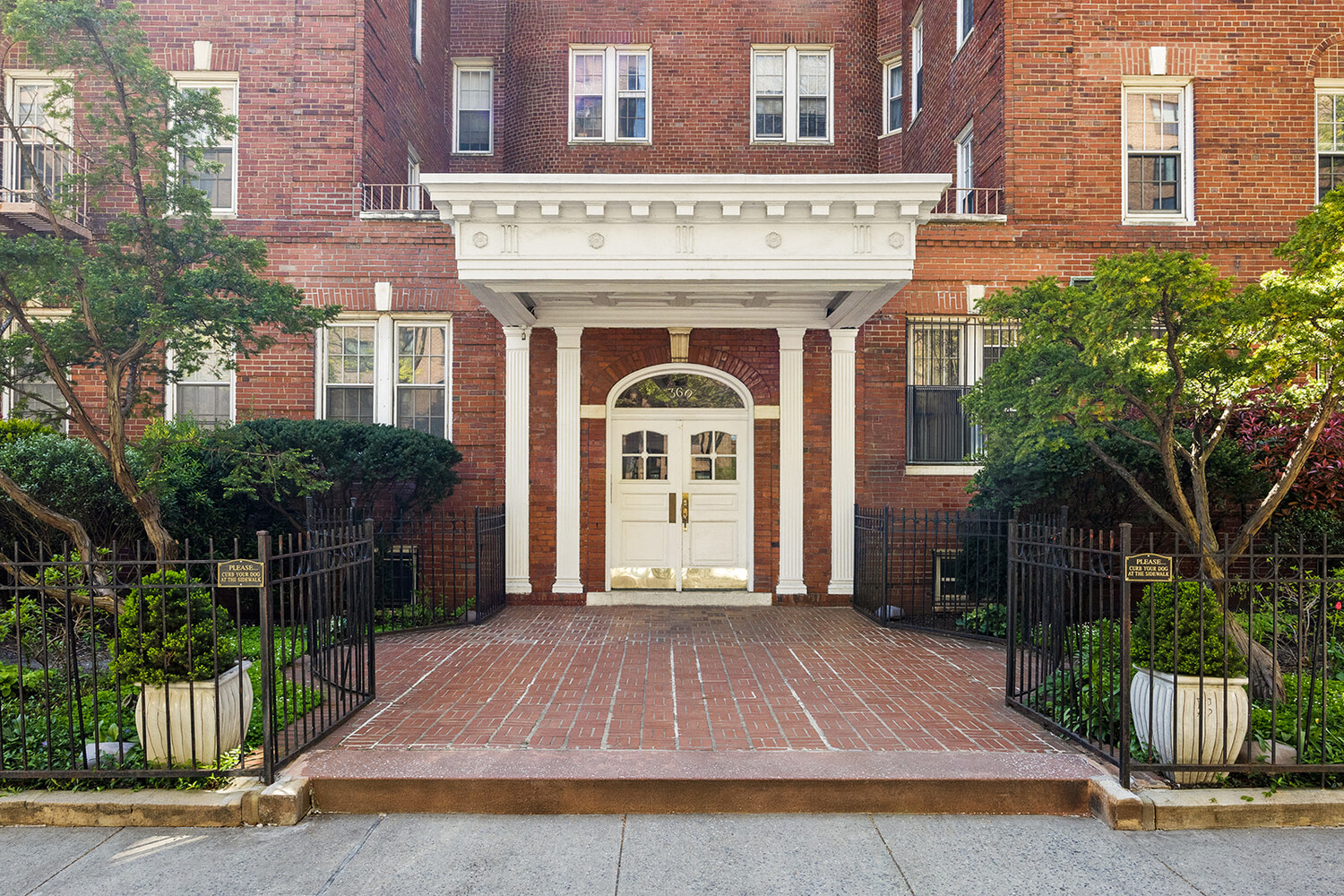 360 Clinton Avenue 1R Clinton Hill Brooklyn NY 11205