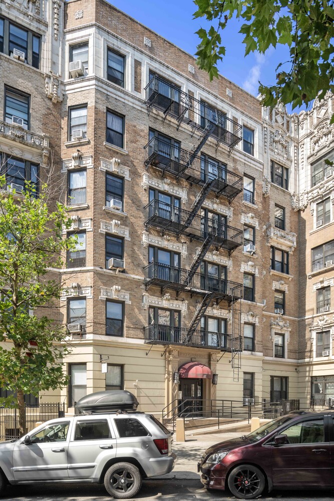 15 Fort Washington Avenue Washington Heights New York NY 10032